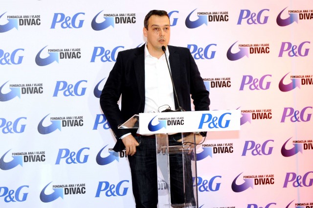 Kompanija Procter & Gamble i Fondacija Ana i Vlade Divac vraćaju vrtić Nevena građanima Obrenovca